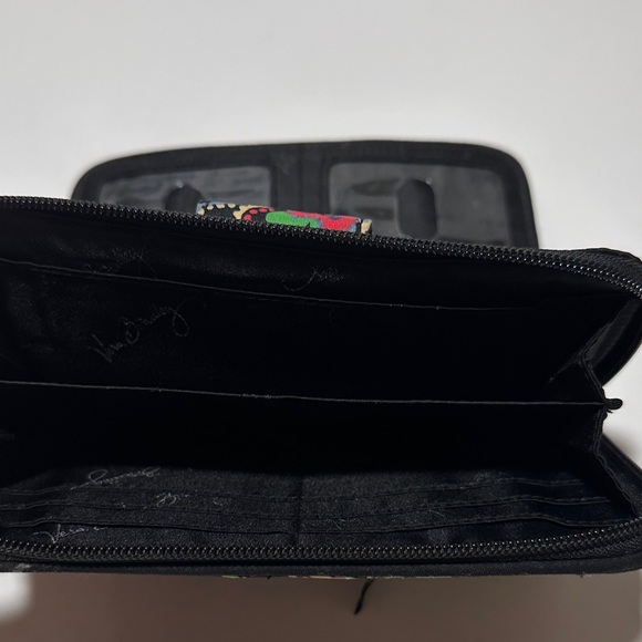 Vera Bradley Turnlock Wallet – Kiev Paisley Black Multicolor Floral - Picture 5 of 5
